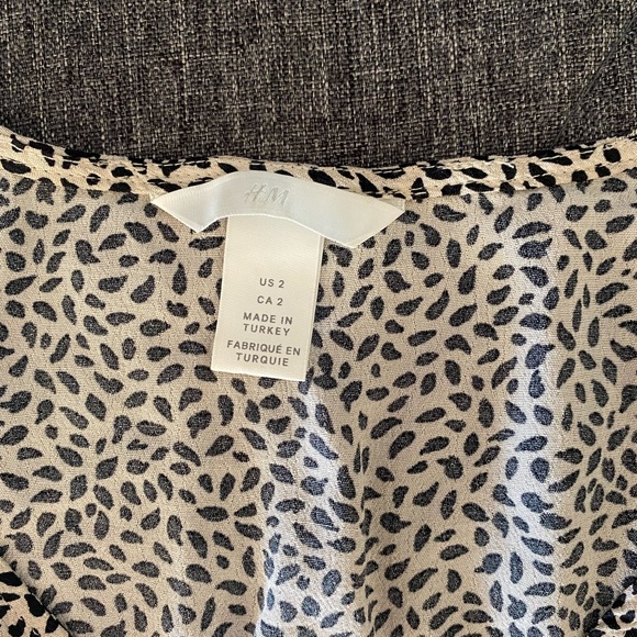 Patterned blouse - Picture 3 of 4